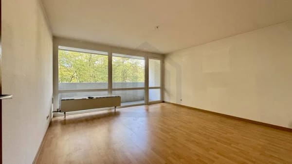 Immobilie in Stutensee - 3 Zimmer mit Westloggia im Grünen - Wohnung mit Gestaltungspotenzial in Stutensee-Büchig - Bild 0