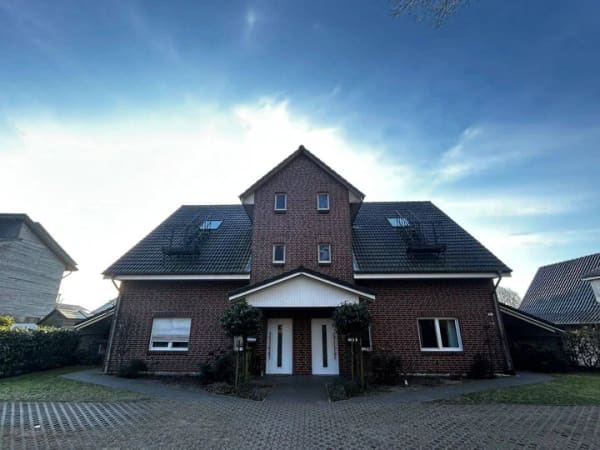 Immobilie in Breitenburg - Gepflegtes Mehrfamilienhaus Bj. 2016 mit 4 Wohneinheiten in direkter Waldrandlage- vermietet - Bild 2