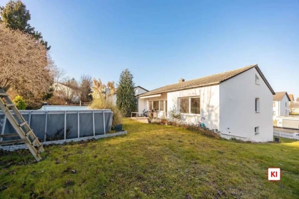 Immobilie in Velden - Bezugsfrei: Einfamilienhaus mit Südgarten in familienfreundlicher Lage - Bild 1