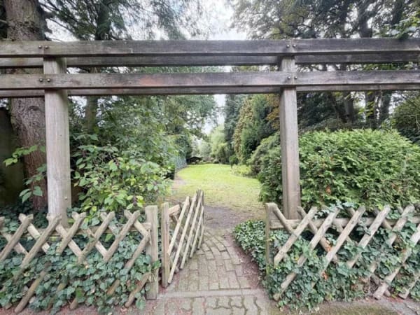 Immobilie in Marl - Großzügiges Grundstück mit Wohnhaus – viel Raum für Familie, Garten und individuelle Wohnideen - Bild 1