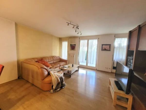 Immobilie in Grenzach-Wyhlen - **Großzügige Erdgeschosswohnung + 4-Zimmer + 2 Terrassen + Stellplatz + Grenzach-Wyhlen** - Bild 1