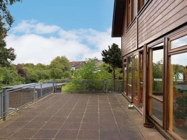 Immobilie in Bissendorf - Großzügige Doppelhaushälfte mit Wintergarten, großer Terrasse und traumhafter Aussicht - Bild 1