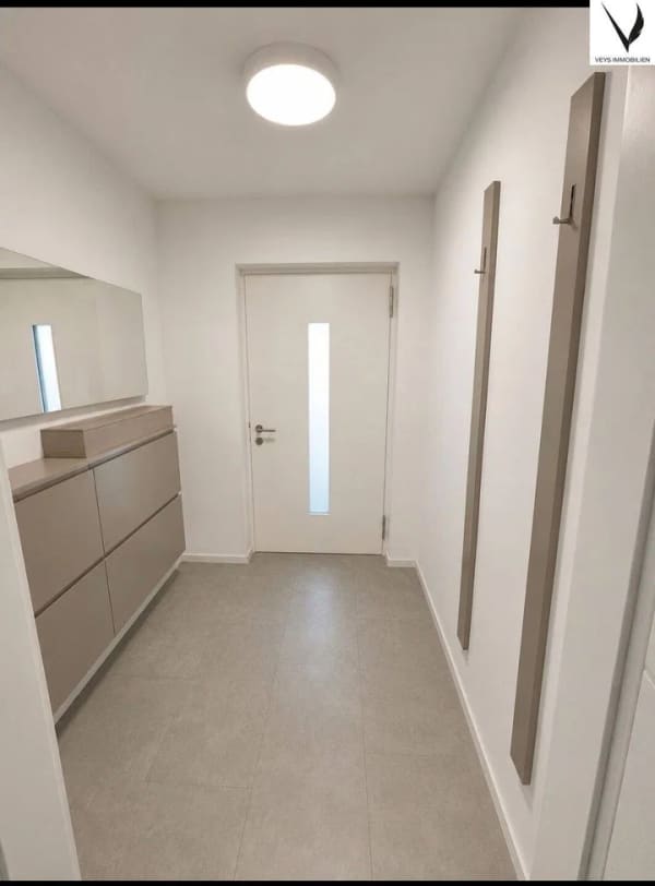 Immobilie in Werneck - Modernes Wohnen mit Premium-Ausstattung - Hochwertige Doppelhaushälfte mit Ausbaupotenzial in Zeuzleben - Bild 2