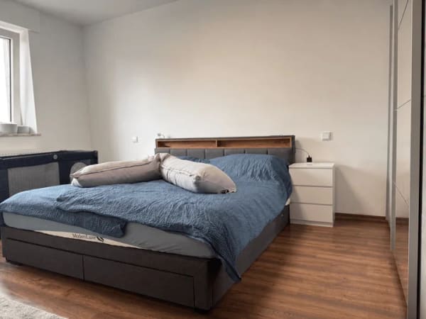 Immobilie in Übach-Palenberg - Mehrfamilienhaus mit drei Wohneinheiten und vier Garagen in Übach-Palenberg zu verkaufen! - Bild 2