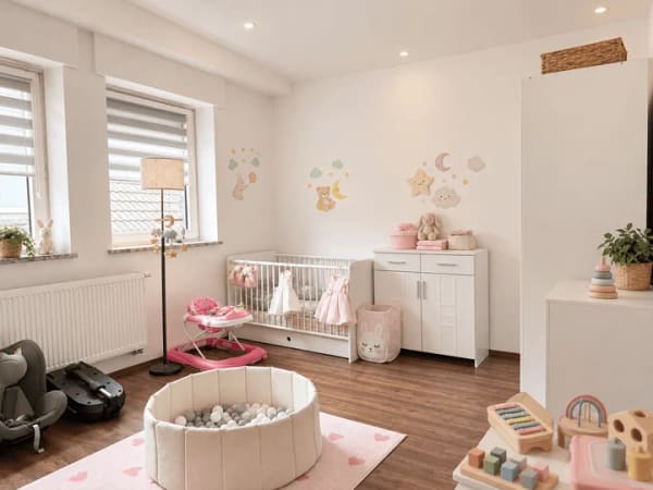 Immobilie in Übach-Palenberg - Mehrfamilienhaus mit drei Wohneinheiten und vier Garagen in Übach-Palenberg zu verkaufen! - Bild 4