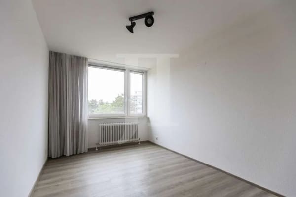 Immobilie in Eisingen - Großzügige 4-Zimmer-Wohnung mit einer Einzelgarage - Bild 3