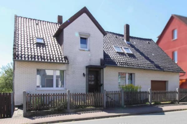 Immobilie in Bad Salzdetfurth - Einfamilienhaus freistehend in Bad Salzdetfurth - Bild 0