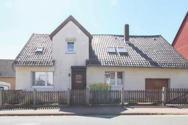 Immobilie in Bad Salzdetfurth - Einfamilienhaus freistehend in Bad Salzdetfurth - Bild 2