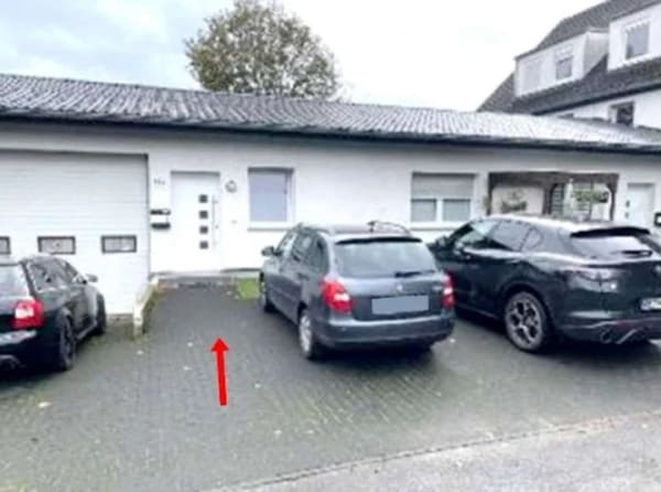 Immobilie in Nümbrecht - Zwangsversteigerung* Provisionsfrei für Erwerber* 3-Zimmer-ETW (Leerstand) mit PkW-Stellplatz in  N - Bild 2