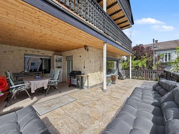 Immobilie in Hasselroth - Hasselroth - viel mehr als ein Zweifamilienhaus: Großzügig wohnen, flexibel leben, Zukunft gestalten - Bild 1