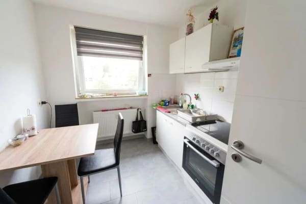 Immobilie in Bückeburg - Sofort Mieteinnahmen sichern – Vermietete 3-Zimmer-Wohnung mit Balkon & Garage in Bückeburg - Bild 0
