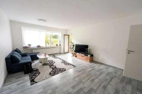 Immobilie in Bückeburg - Sofort Mieteinnahmen sichern – Vermietete 3-Zimmer-Wohnung mit Balkon & Garage in Bückeburg - Bild 1