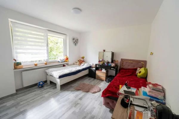 Immobilie in Bückeburg - Sofort Mieteinnahmen sichern – Vermietete 3-Zimmer-Wohnung mit Balkon & Garage in Bückeburg - Bild 2