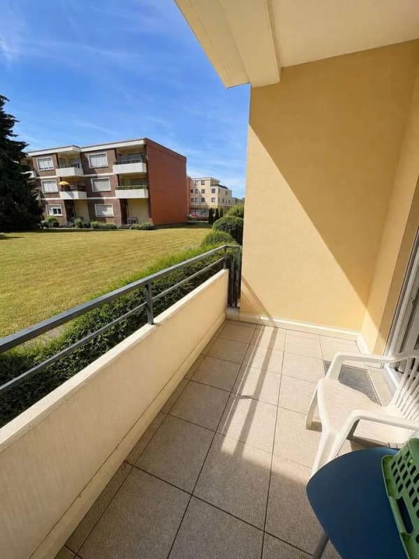 Immobilie in Emmerthal - Zentral & komfortabel wohnen: 3-Zimmer-Erdgeschosswohnnung mit Balkon und eigenem Eingang - Bild 1