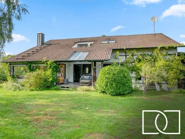 Immobilie in Großenseebach - Traumhaftes Grundstück! Modernisiertes Einfamilienhaus mit Einliegerwohnung in familiärer Lage - Bild 0