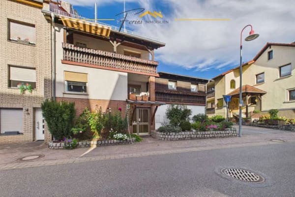 Immobilie in Rimbach - Charmantes Einfamilienhaus mit Wintergarten & Garage in Zotzenbach - Bild 0