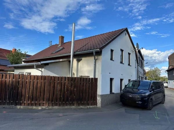 Immobilie in Saalfeld/Saale - Ideal für zwei Generationen oder eine große Familie - Bild 1