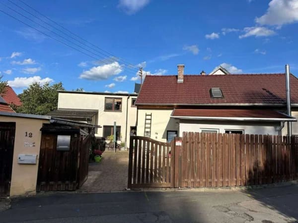 Immobilie in Saalfeld/Saale - Ideal für zwei Generationen oder eine große Familie - Bild 2