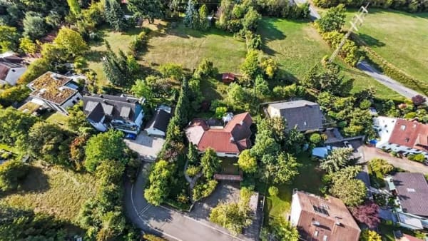 Immobilie in Langenzenn - Exklusives Anwesen mit Einliegerwohnung in Langenzenn – lebenslanges Wohnrecht gegen Mietzahlung - Bild 3