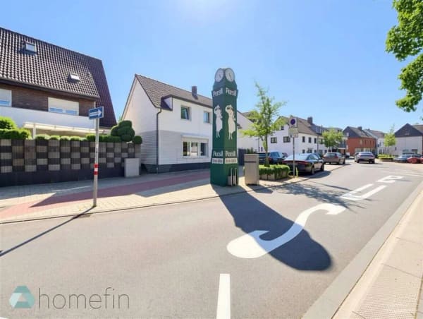 Immobilie in Monheim am Rhein - Kapitalanlage oder Eigenheim | Etabliertes WG-Konzept mit 7 Zimmern in Alt-Baumberg - Bild 0
