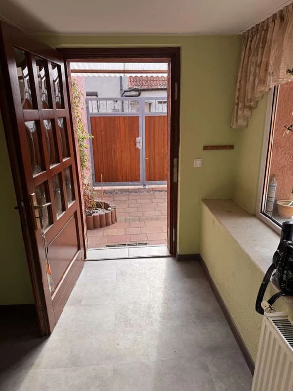 Immobilie in Reinsdorf - Großzügiges Einfamilienhaus mit Garage, Balkon & flexiblen Wohnkonzept - Bild 4