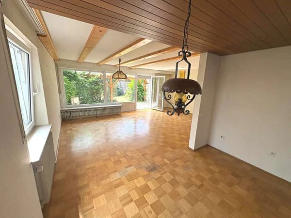 Immobilie in Aitrach - Doppelhaushälfte mit großem Garten in ruhiger Lage von Aitrach - Bild 2