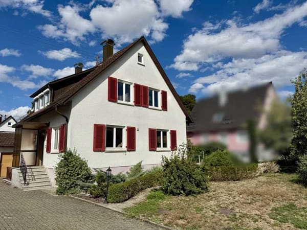 Immobilie in Dußlingen - Charmantes Einfamilienhaus aus den 50er-Jahren mit 6 Zimmern, Garten und Garage in Dußlingen - Bild 3