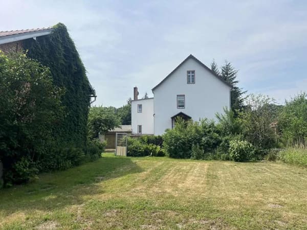 Immobilie in Oderberg - 2 Familienhaus mit Scheune, Garagen und großem Garten - Bild 4