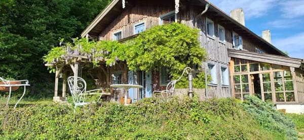 Immobilie in Burgkirchen an der Alz - Gelegenheit!  Bauernhaus mit Charme, Zuhaus, zusätzliches Nebengebäude  u.  ca. 9240 qm Grundstück - Bild 3