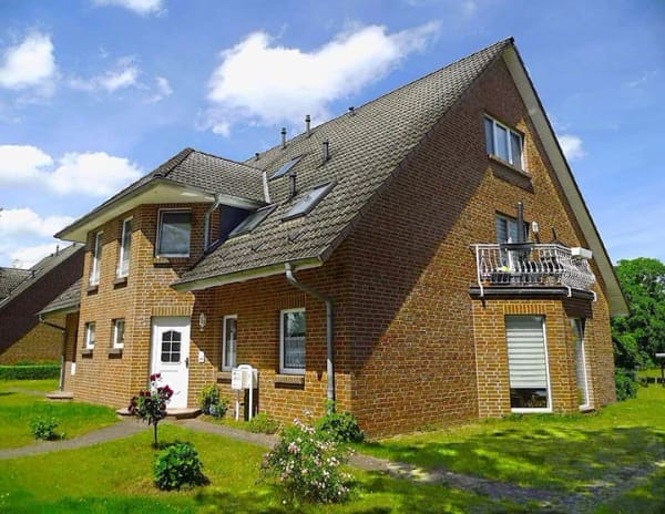 Immobilie in Schwerin - Solides MFH, Schweriner Stadtrand, als Investment o. Eigennutzung, sof. bezugsfähig, 2.505m² Grdst. - Bild 3