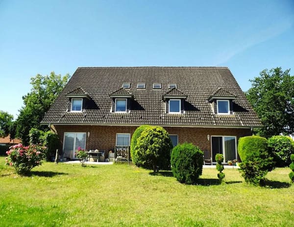 Immobilie in Schwerin - Solides MFH, Schweriner Stadtrand, als Investment o. Eigennutzung, sof. bezugsfähig, 2.505m² Grdst. - Bild 4