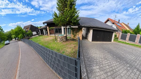Immobilie in Keltern - Grosses Mehrfamilienhaus mit viel Platz. - Bild 1