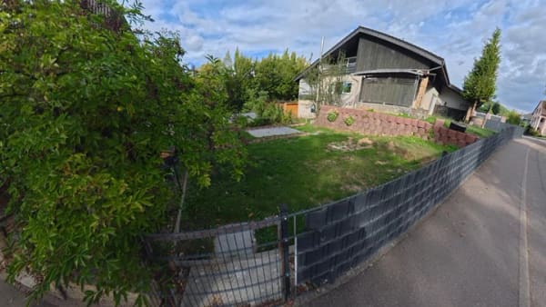 Immobilie in Keltern - Grosses Mehrfamilienhaus mit viel Platz. - Bild 2