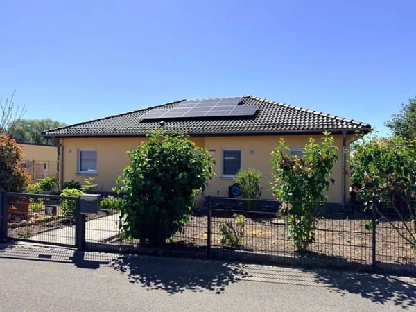Immobilie in Salzatal - Modernes Einfamilienhaus mit großzügigem Grundstsück zu verkaufen  - Bild 1