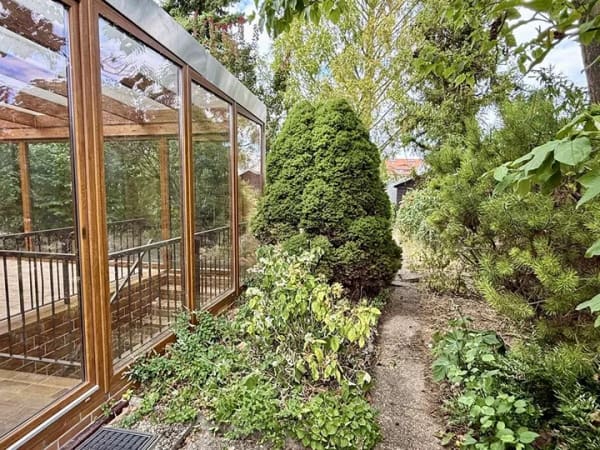 Immobilie in Grünstadt - Gepflegte Doppelhaushälfte mit Garten und Garage - Bild 1