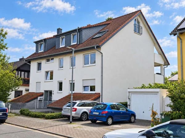 Immobilie in Zwingenberg - Bezugsfreie 3,5-Zimmer-Maisonette mit Loggia – Renovierung nach Abstimmung möglich - Bild 1