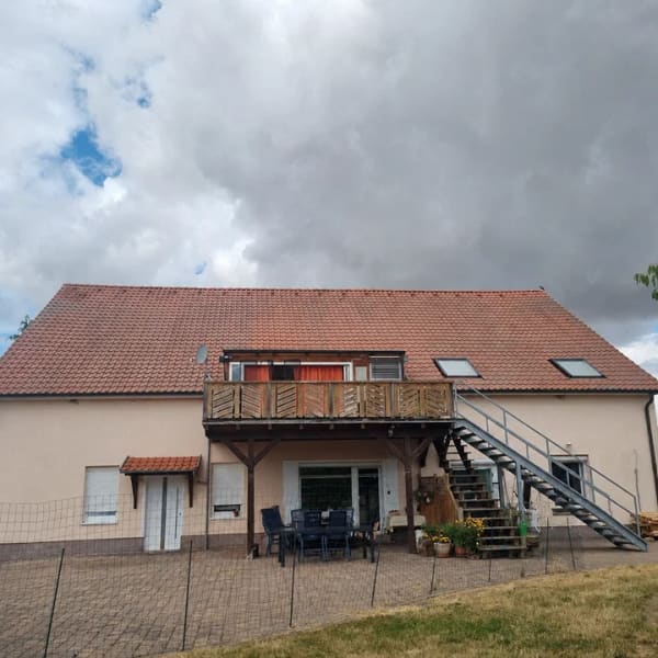 Immobilie in Bad Langensalza - Großzügiges Anwesen auf 3.200 m² mit Pool, Garagen & viel Potenzial - Bild 2