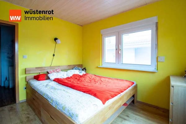 Immobilie in Biblis - Einfamilienhaus mit großem Garten, Garage und vielseitigem Nebengebäude in Biblis-Nordheim - Bild 3