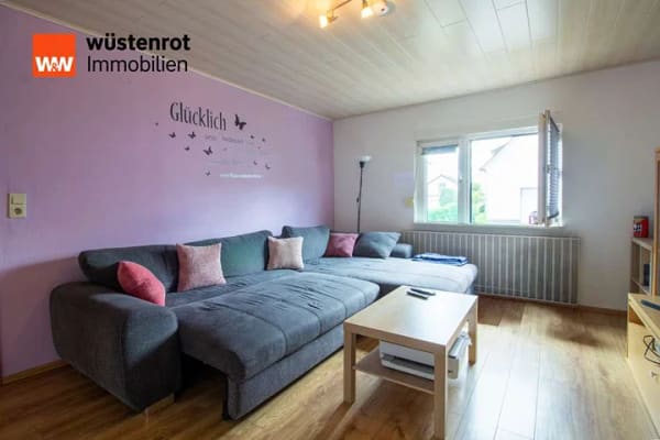 Immobilie in Biblis - Einfamilienhaus mit großem Garten, Garage und vielseitigem Nebengebäude in Biblis-Nordheim - Bild 4