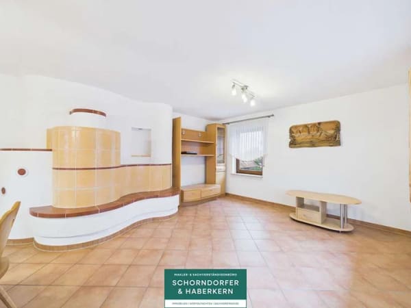 Immobilie in Rosenberg - Helle 4 Zimmer-Wohnung mit Terrasse, Garten, Garage & zwei Stellplätzen - Bild 2