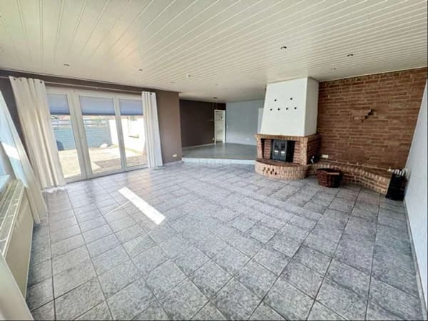 Immobilie in Münsterdorf - Toller Bungalow mit gr. Raum im DG, in ruhiger Lage mit schönem Grundstück - Bild 1