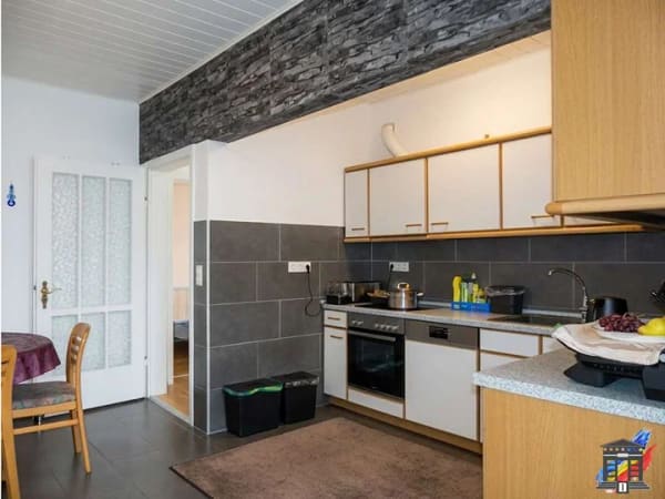 Immobilie in Waghäusel - Ein- bis Zweifamilienhaus mit ausbaufähigem Speicher - Bild 3