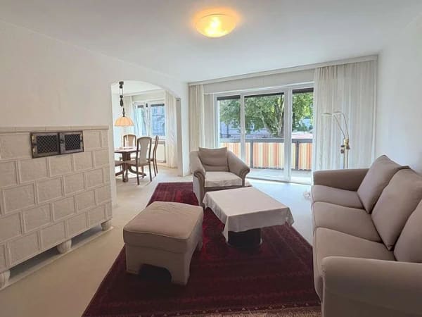 Immobilie in Waldkirch - Wohnen im Herzen der Stadt -  gepflegte 2-Zimmer Eigentumswohnung mit sonnigem Balkon  - Bild 3