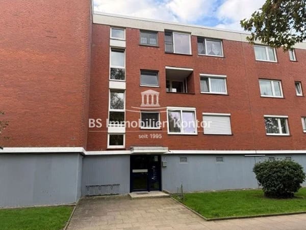 Immobilie in Emden - Großzügige 4-Zimmer-Wohnung mit zwei verglasten Balkonen – ideal zur Eigennutzung oder als Kapitalan - Bild 0
