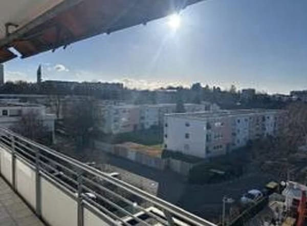 Immobilie in Bietigheim-Bissingen - Großzügige 4½ Zimmerwohnung mit Balkon im 3.OG in Bietigheim-Bissingen - Bild 0