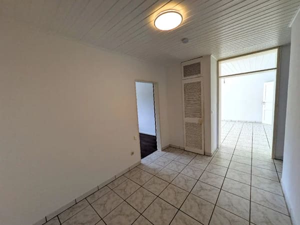 Immobilie in Graben-Neudorf - Begehrte Erdgeschosswohnung mit Einzelgarage in Graben - Sofort Frei - Bild 1