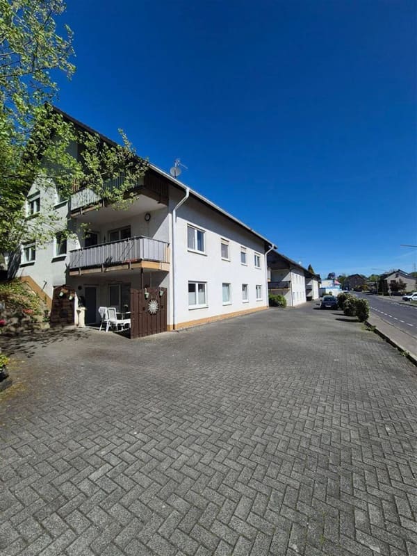 Immobilie in Waldbröl - 5-Parteienhaus mit 7 Stellplätzen - Bild 0