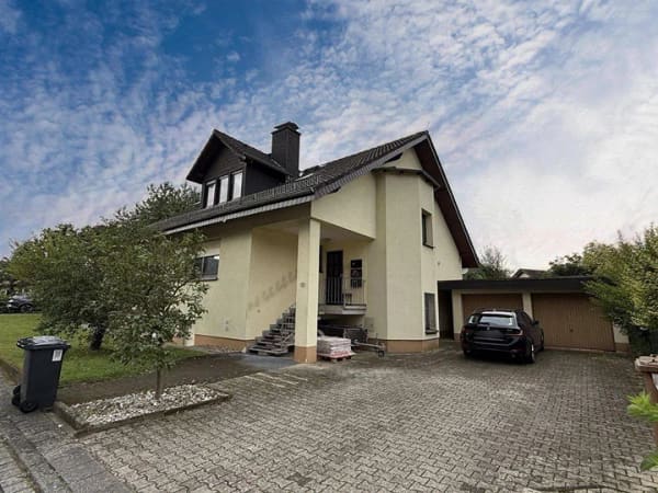 Immobilie in Baunatal - Herrliches 1-2 Familienhaus in beliebter Lage von Baunatal - Bild 1