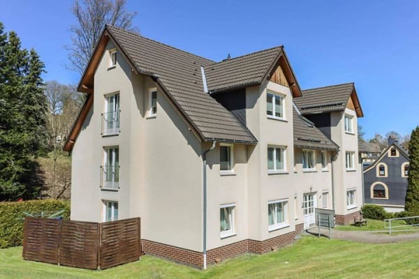 Immobilie in Schönheide - Kapitalanlage mit 6 Wohneinheiten und 4 Tiefgaragenstellplätzen - Bild 1