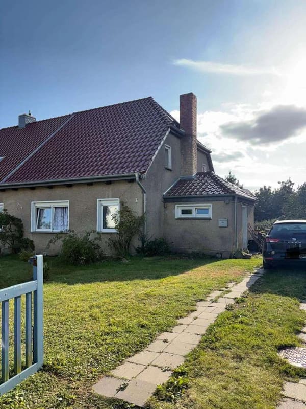 Immobilie in Dummerstorf - renovierungsbedürftige Doppelhaushälfte mit ca. 1.177 m² Grundstück, Stall und Garage - Bild 3